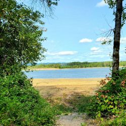 Sand Island Marine Park - Disc golf side of the island