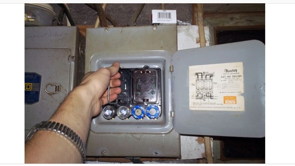 Slide of Aleco Electric