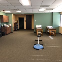 Performance Physical Therapy - Just loving ankle therapy with Shane Bryant.