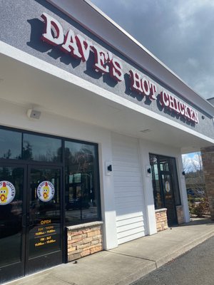 Dave's Hot Chicken by null