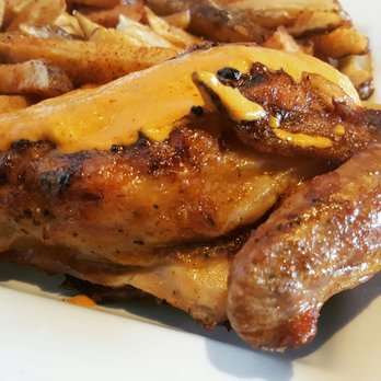 Escudo Express - Dat chicken and fries.... - Portuguese Near Me - Boisbriand, Quebec