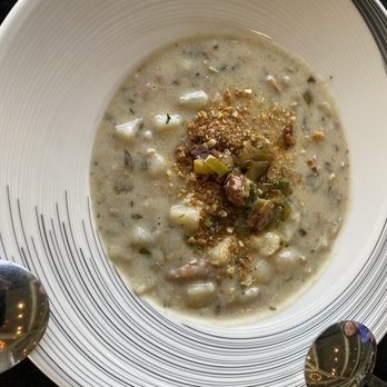 Skates On The Bay - New England Clam Chowder - Seafood Near Me - Berkeley, California