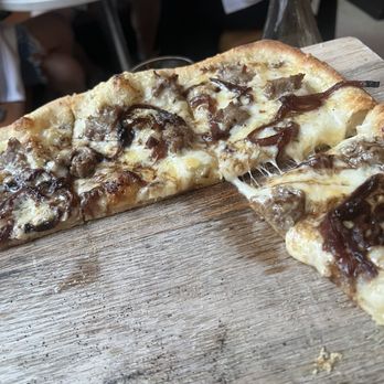 Di Beppe - Delicious sausage, onion,and provolone pizza. - Italian Near Me - Vancouver, British Columbia Di Beppe - Delicious sausage, onion,and provolone pizza. - Italian Near Me - Vancouver, British Columbia