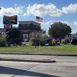 Evolve Health & Wellness - The office is a nook behind and between Sonic and Freddy's