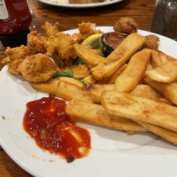 Court House Cafe - Fried shrimp, fries, hush puppies. - American Near Me - Chesapeake, Virginia Court House Cafe - Fried shrimp, fries, hush puppies. - American Near Me - Chesapeake, Virginia
