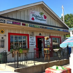 The Peddler's Daughter - Best little farm stand in town...open year round.