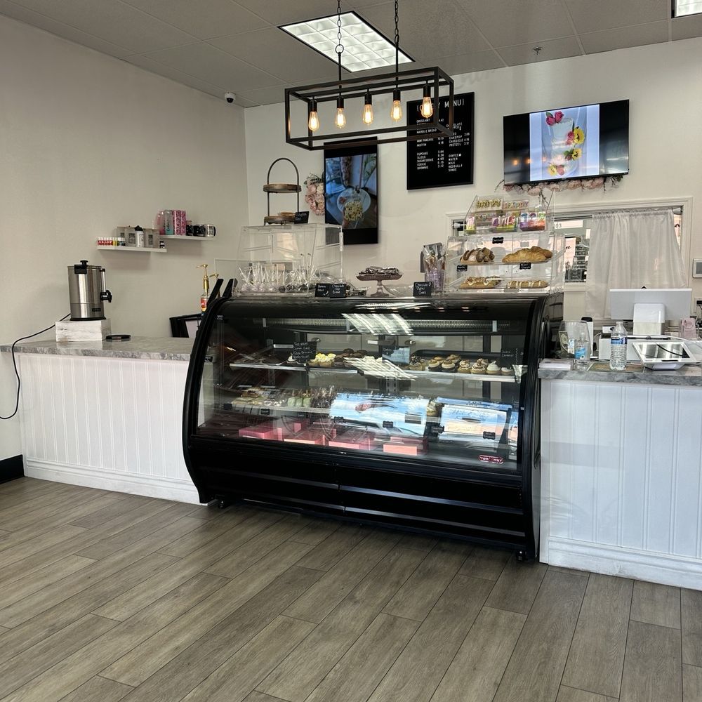 Cs Mad Batter Cakery - Bakeries Near Me - Sparks, Nevada Cs Mad Batter Cakery - Bakeries Near Me - Sparks, Nevada