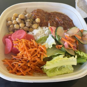 Ruta's Fresh Indian Fare - Chickpea tomato masala bowl - Indian Near Me - Milwaukee, Wisconsin Ruta's Fresh Indian Fare - Chickpea tomato masala bowl - Indian Near Me - Milwaukee, Wisconsin