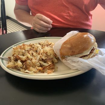 Chicago Bagel & Bialy Deli II - Bacon, Egg and Cheese with Hash Browns - Bakeries Near Me - Wheeling, Illinois