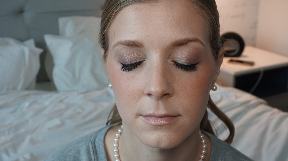 Makeup By Afra Logo