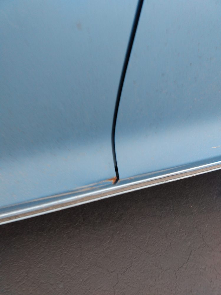 GLEN’S AUTOBODY Updated October 2024 5817 W Plank Rd, Bellevue