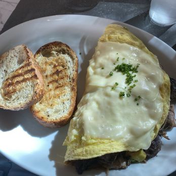 Bistro Café - El vikingo omelet - Breakfast & Brunch Near Me - Coral Gables, Florida Bistro Café - El vikingo omelet - Breakfast & Brunch Near Me - Coral Gables, Florida