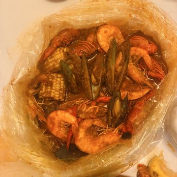 Crab Pub - Combo with crawfish, shrimp and mussels - Seafood Near Me - National City, California Crab Pub - Combo with crawfish, shrimp and mussels - Seafood Near Me - National City, California