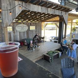 Gypsy-Road Brewing Company - Gypsy Road doing there part for canine rescue.
