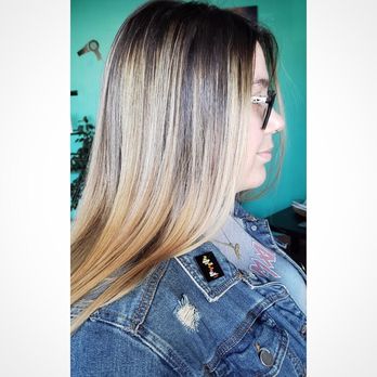 Thick Hair Salon - Blow Dry/Out Services Near Me - San Diego, California Thick Hair Salon - Blow Dry/Out Services Near Me - San Diego, California