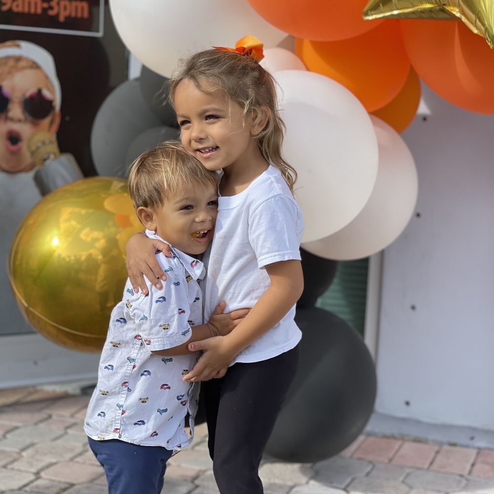 Vocal Art Studio - Vocal Coach Near Me - Dania Beach, Florida