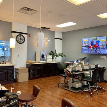 Fresh Nails & Spa - Enjoy the TV - Day Spas Near Me - Marshfield, Wisconsin