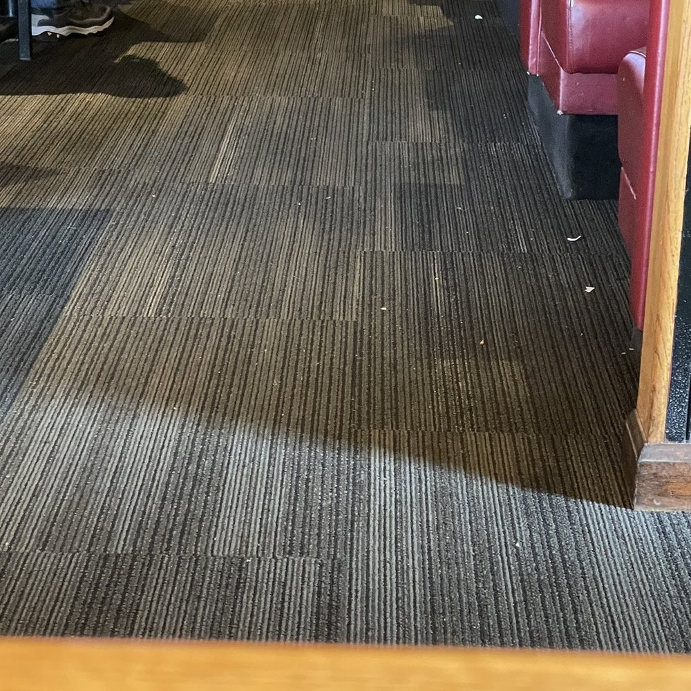 Applebee's Grill + Bar - Debris in the floor. - American Near Me - Branson, Missouri