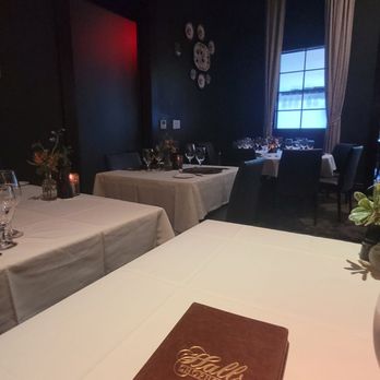 Halls Chophouse - Columbia - Steakhouses Near Me - Columbia, South Carolina Halls Chophouse - Columbia - Steakhouses Near Me - Columbia, South Carolina