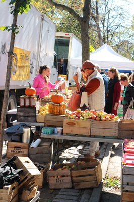Fort Greene Park Greenmarket by null