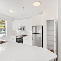 South City Station Apartments