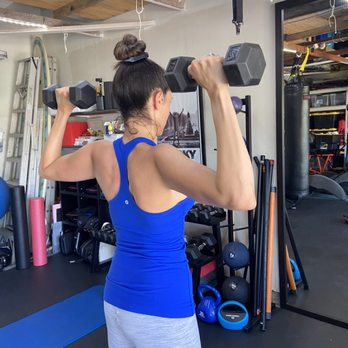 Train With Maria Neff - The importance of proper form is so important to help build muscle and keep you away from injuries.. thank you Ms. Danielle - Trainers Near Me Train With Maria Neff - The importance of proper form is so important to help build muscle and keep you away from injuries.. thank you Ms. Danielle - Trainers Near Me