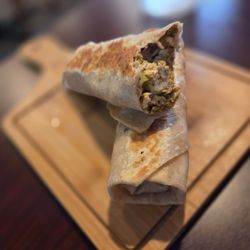 Petra Bakery & Restaurant - Chicken shwarma wrap