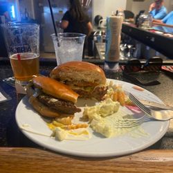 Heritage Harbour Golf Club - IT's burger night at Heritage Harbor Country Club!!! Open to the public. A fresh made to order burger on a excellent fresh bun.