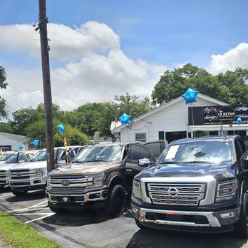 La Reyna De Las Trokas - Used Car Dealers Near Me - Gainesville, Georgia La Reyna De Las Trokas - Used Car Dealers Near Me - Gainesville, Georgia