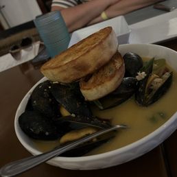 Angry Mussels