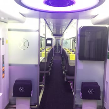 Heathrow Express - Spacious when empty and has tv - Public Transportation Near Me - London, XGL