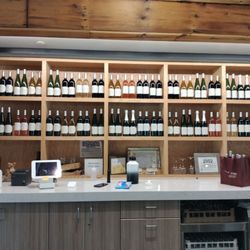 Lake Michigan Vintners