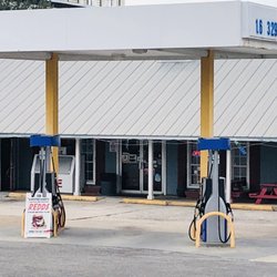 Sally's by the Sea Store