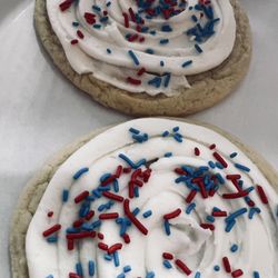 Up North Coffee - Old fashioned cookie!