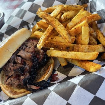 Armadillo Willy's BBQ - Texas Prime Brisket Sandwich - Barbeque Near Me - San Mateo, California