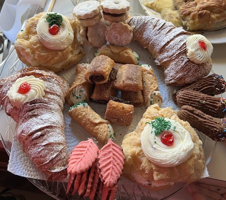 Zeppieri & Sons Italian Bakery by null