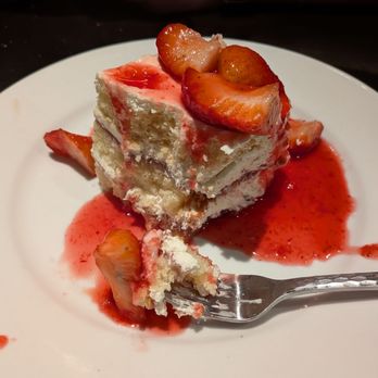 LongHorn Steakhouse - strawberry shortcake - Steakhouses Near Me - Cincinnati, Ohio LongHorn Steakhouse - strawberry shortcake - Steakhouses Near Me - Cincinnati, Ohio