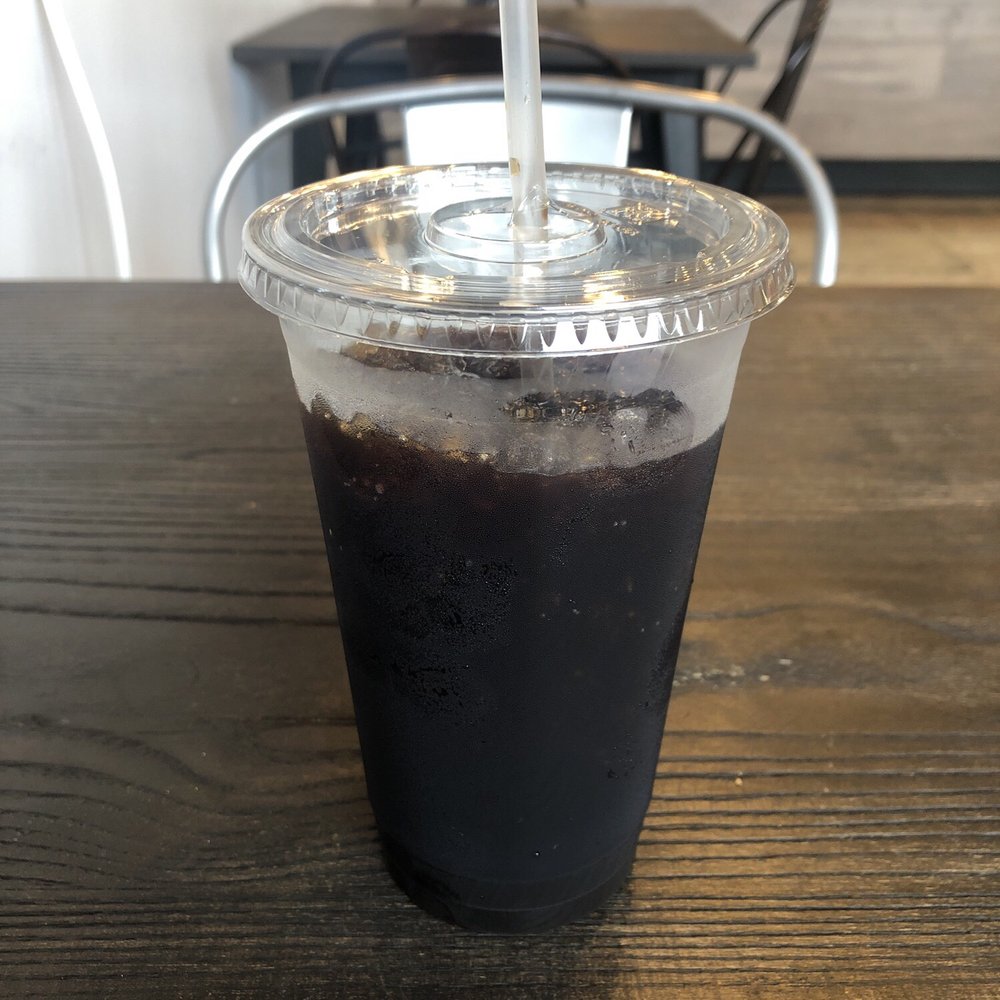 Iced coffee, black w sugar Iced coffee, black w sugar