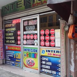 Café Internet Zócalo - Fachada vista de día.