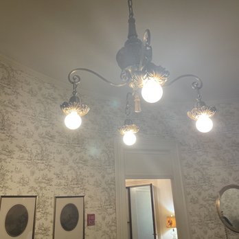 Dillon Home Museum - A beautiful, simple light fixture located on the second floor inside the Dillion Home Museum. - Museums Near Me - Sterling, Illinois