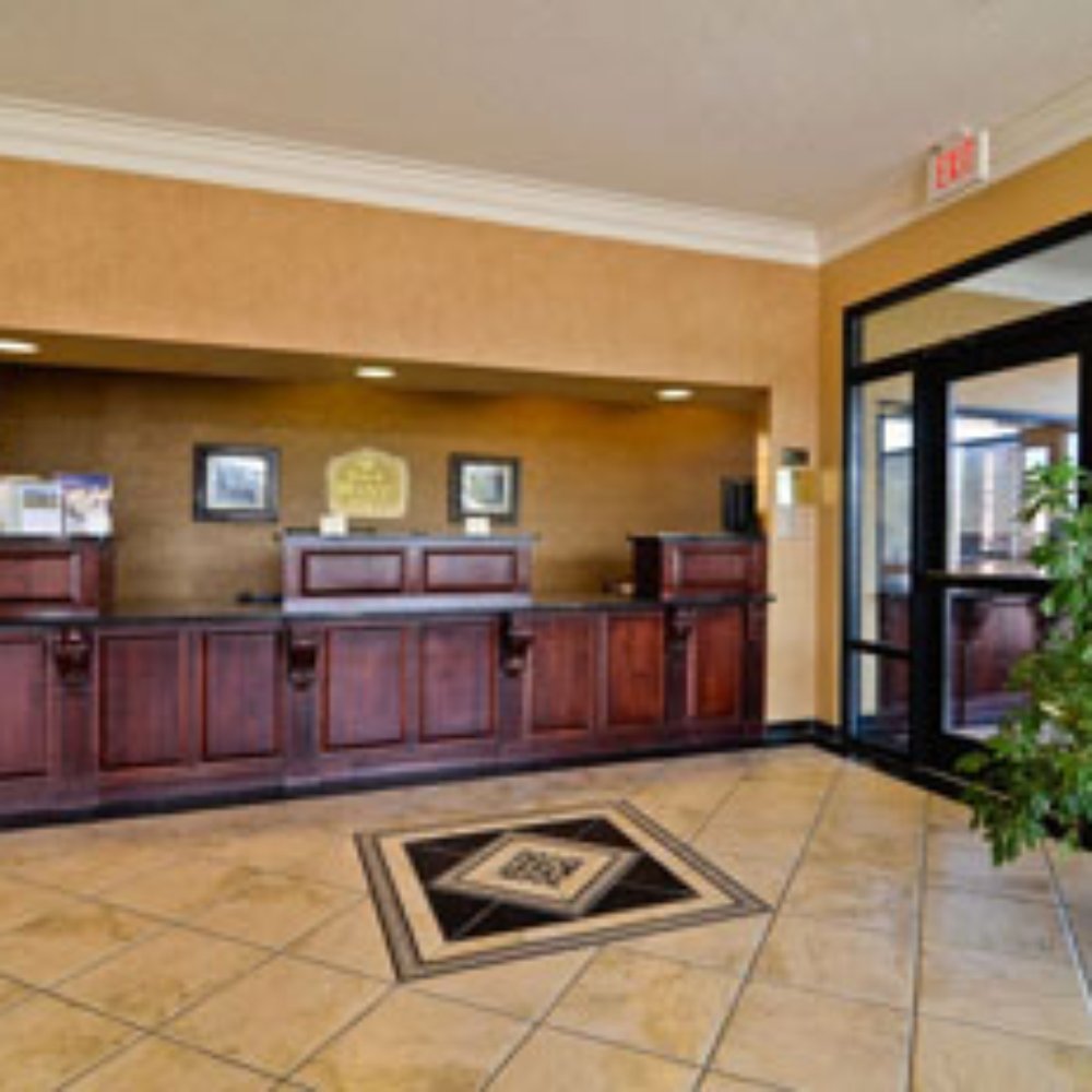 Best Western Demopolis - The front desk - Hotels Near Me - Demopolis, Alabama Best Western Demopolis - The front desk - Hotels Near Me - Demopolis, Alabama