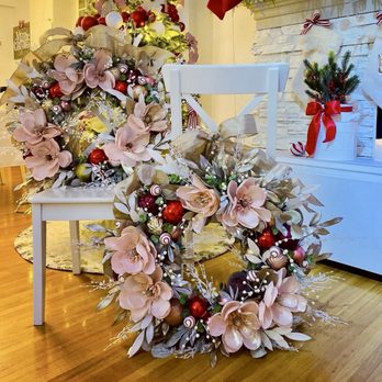 Quality Wreath Designs - Floral Designers Near Me Quality Wreath Designs - Floral Designers Near Me