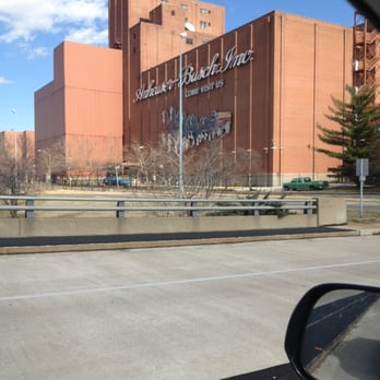 Budweiser Brewery Experience - Beer Tours Near Me - Saint Louis, Missouri