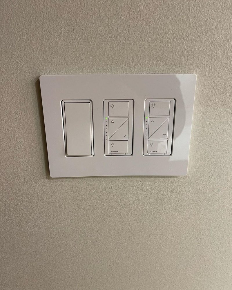 Slide of Los Nietos 24 Hour Electrician