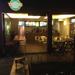 Takos Cocina Mexicana - Fachada