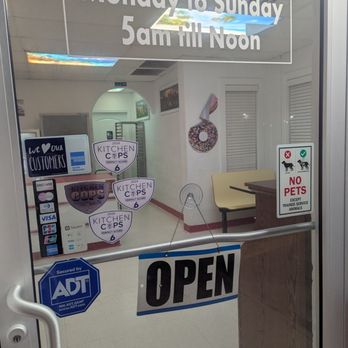The Donut Palace - Bakeries Near Me - Port Aransas, Texas The Donut Palace - Bakeries Near Me - Port Aransas, Texas