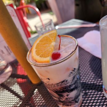Lola's Lounge - Spanish Near Me - Sacramento, California Lola's Lounge - Spanish Near Me - Sacramento, California