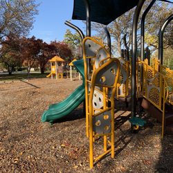 Nordic Park - Playground ideal for toddlers.