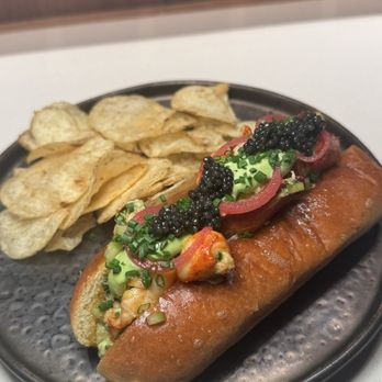 Boro Brine - lobster roll - Seafood Near Me - Brooklyn, New York Boro Brine - lobster roll - Seafood Near Me - Brooklyn, New York