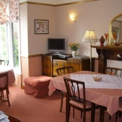 Anton Guest House - The Dining Room - Anton Guest House Shrewsbury